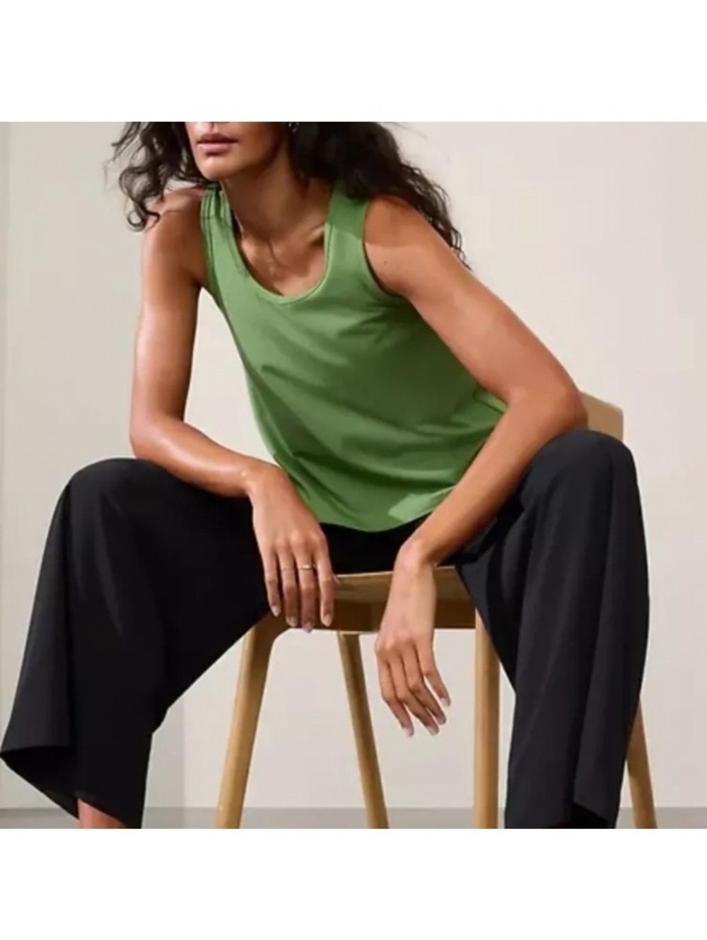 Athleta Essentials Active Tank Top in Baja Green Size Medium